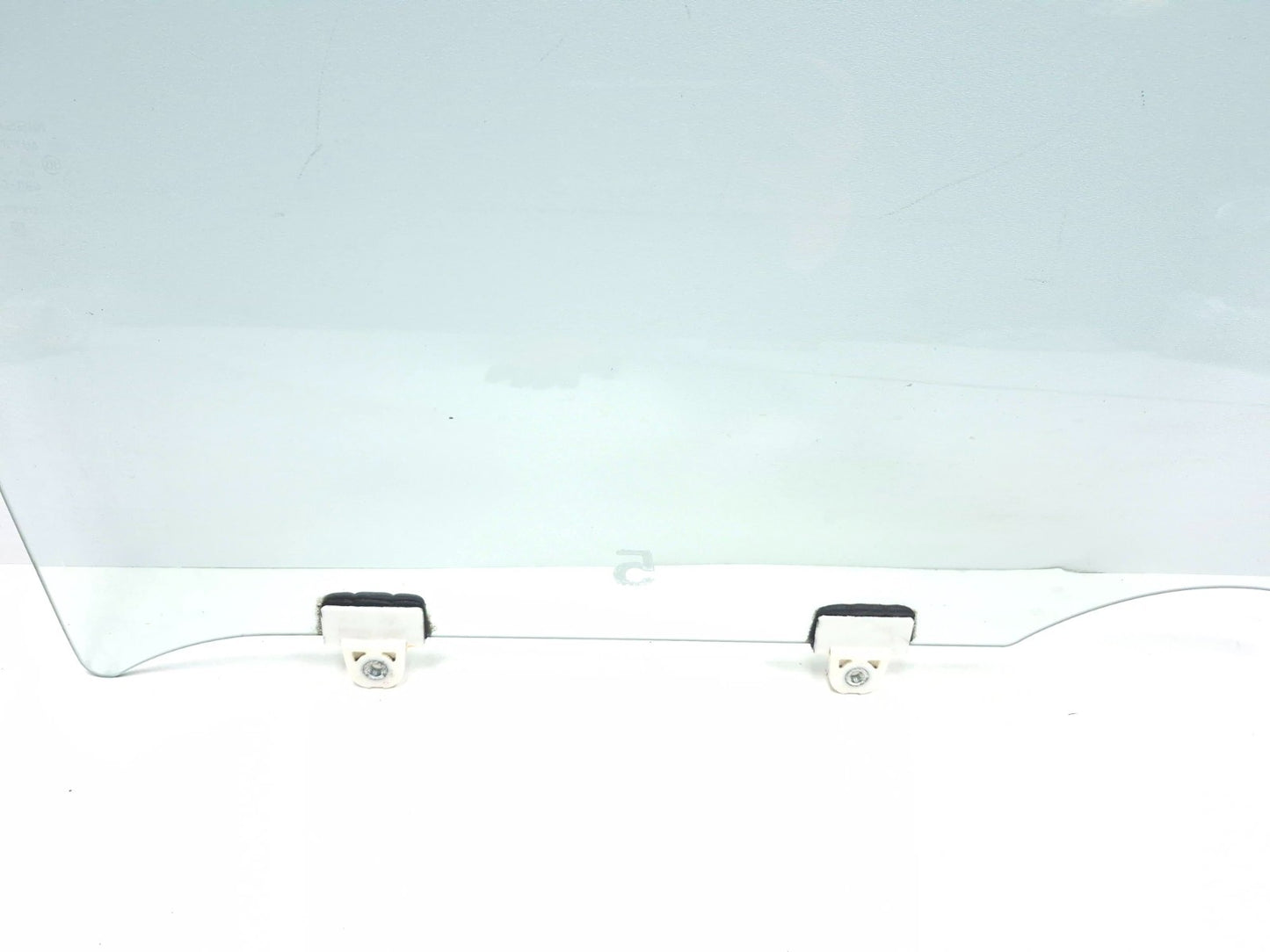 2015 Nissan Juke Door Window Glass Rear Passenger Side Right OEM