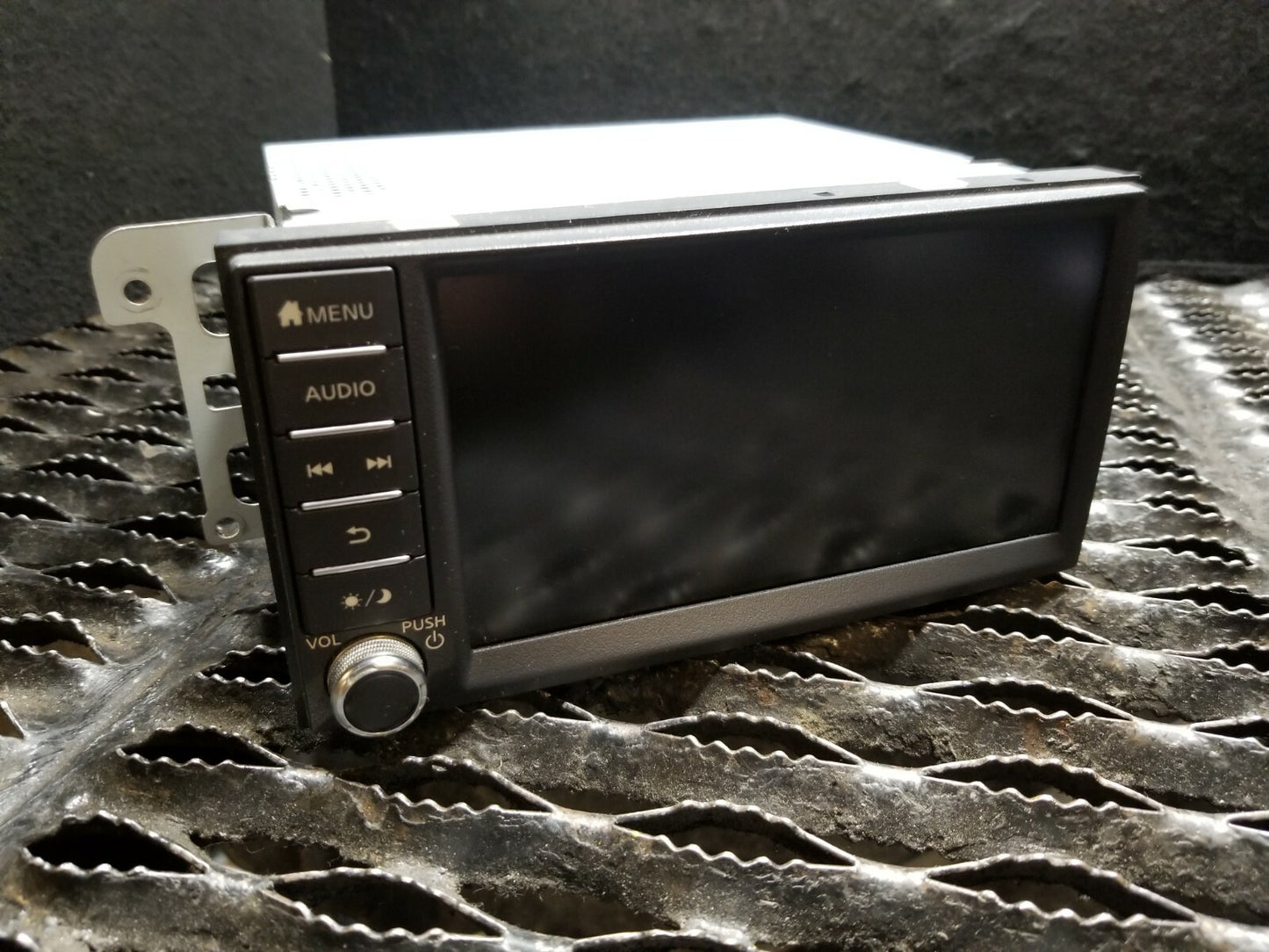 18 19 Nissan Sentra Touch Screen Radio AM FM Bluetooth Multi Media OEM