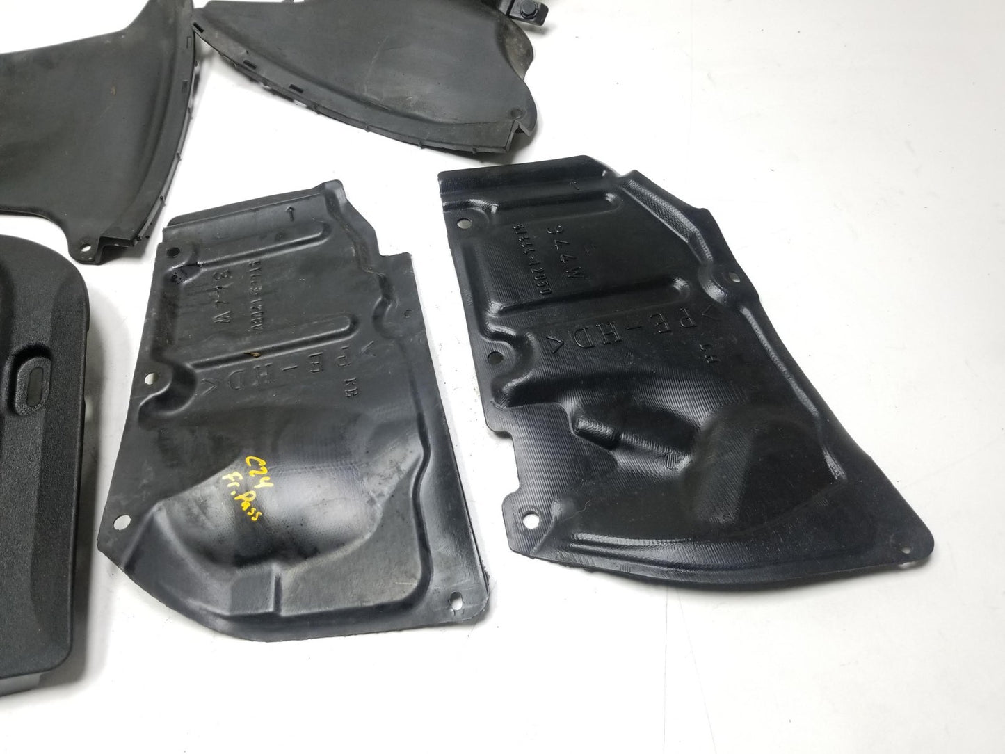 11-17 Lexus CT200h Splash Guards & Mud Flap 5pcs Oem✅