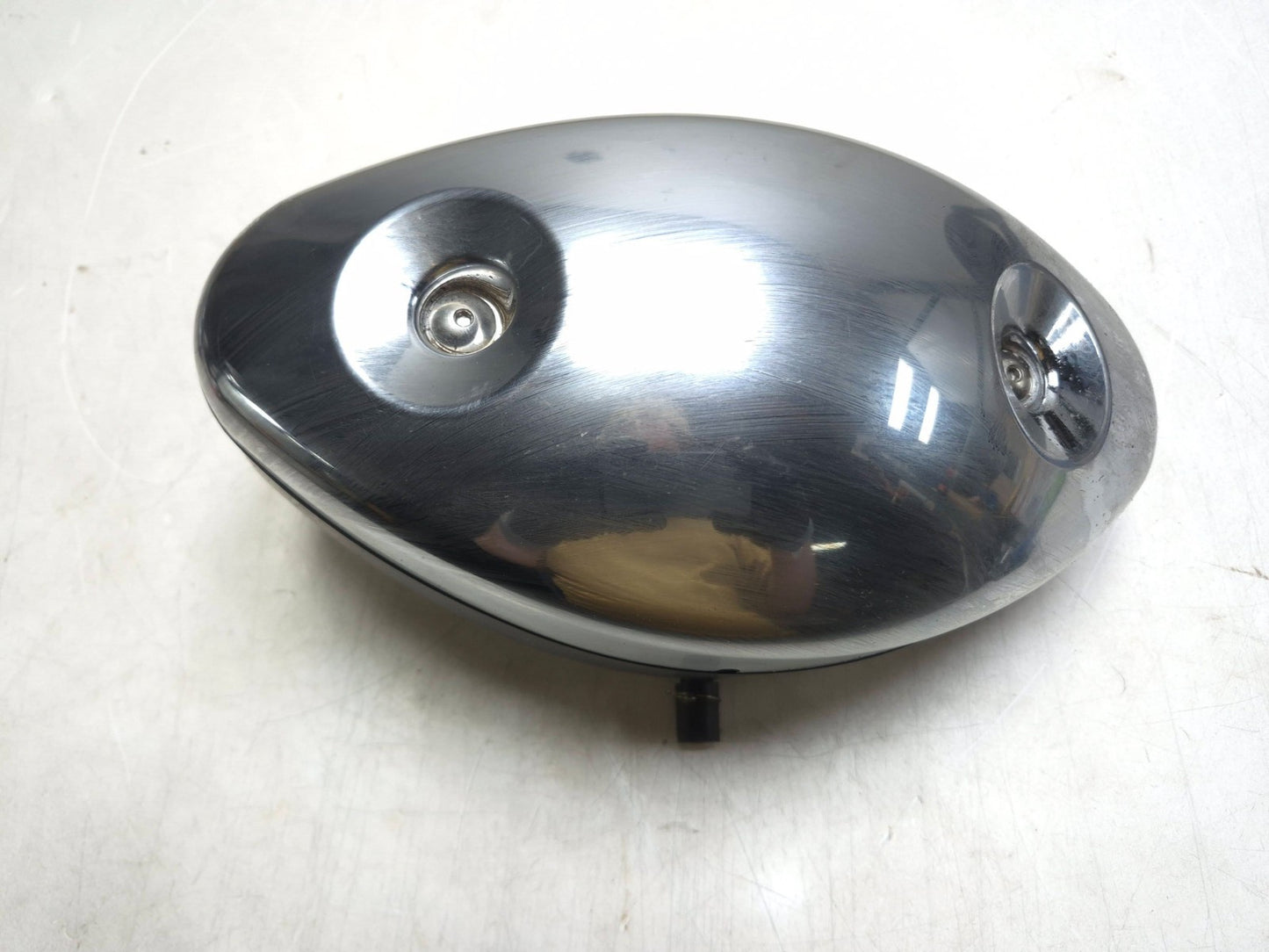 2004 Suzuki Intruder Volusia Vl800 Air Cleaner Box W/ Cover Assy OEM