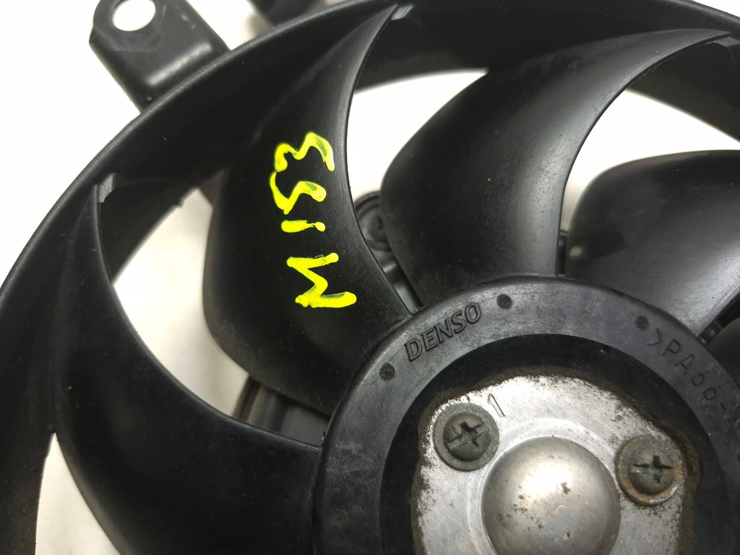 2004 Yamaha Fz6 S Cooling Fan Blower OEM