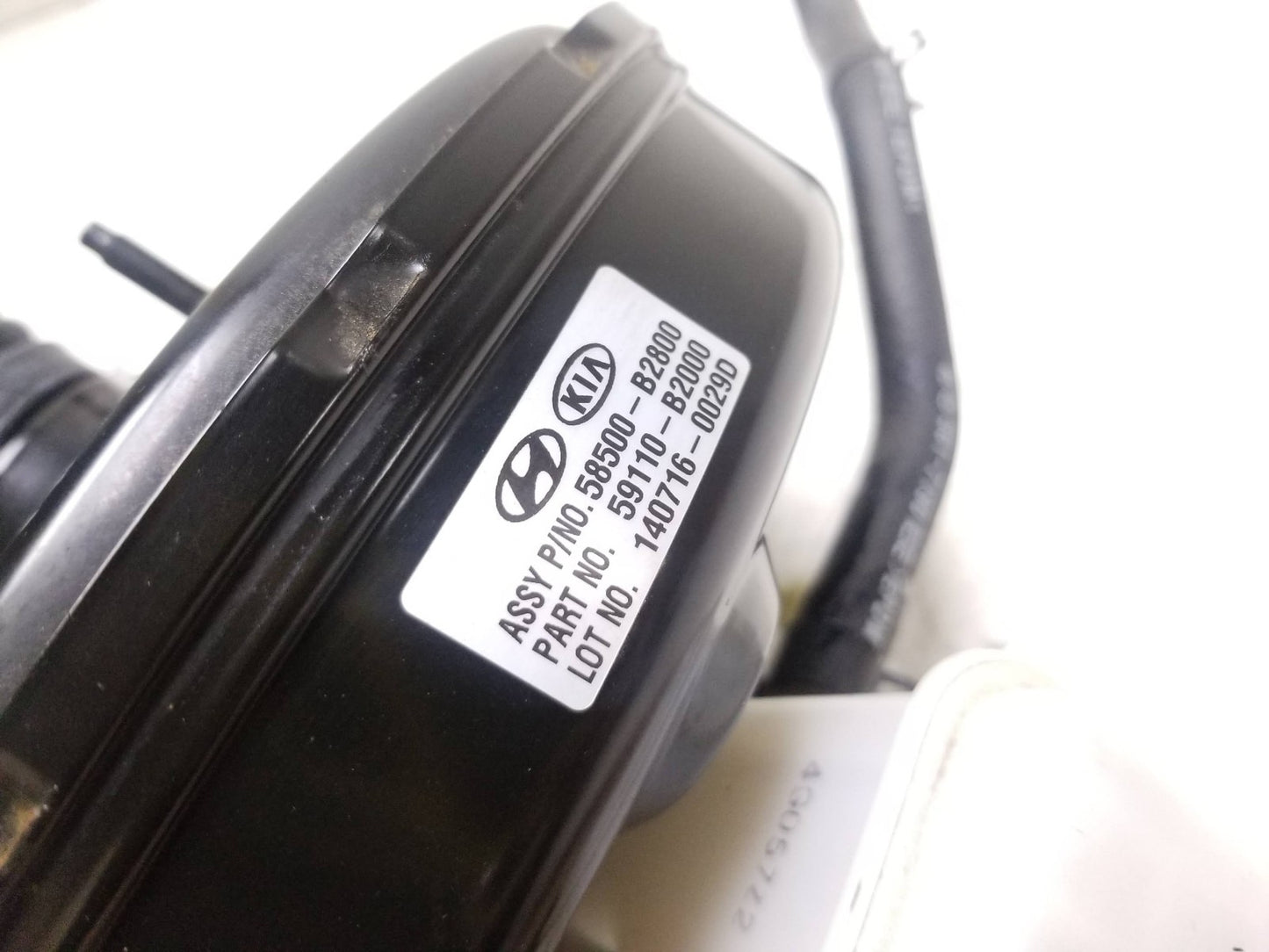 2014 - 2019 Kia Soul Power Brake Booster W/ Master Cylinder OEM