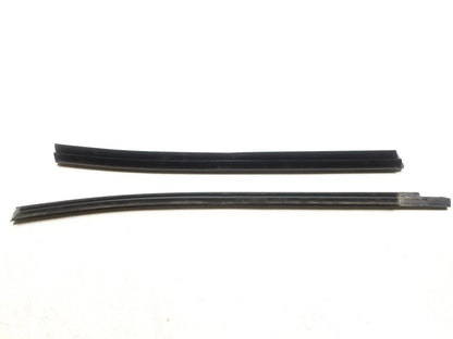 2022 Chevrolet Trailblazer Rear Door Window Frame Weatherstrip Passenger Rh OEM