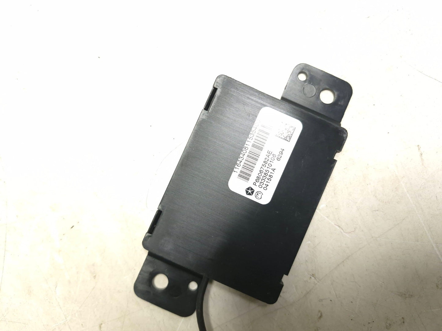 2017 Dodge Journey Remote Start And Keyless Entry Antenna 68067582ad OEM
