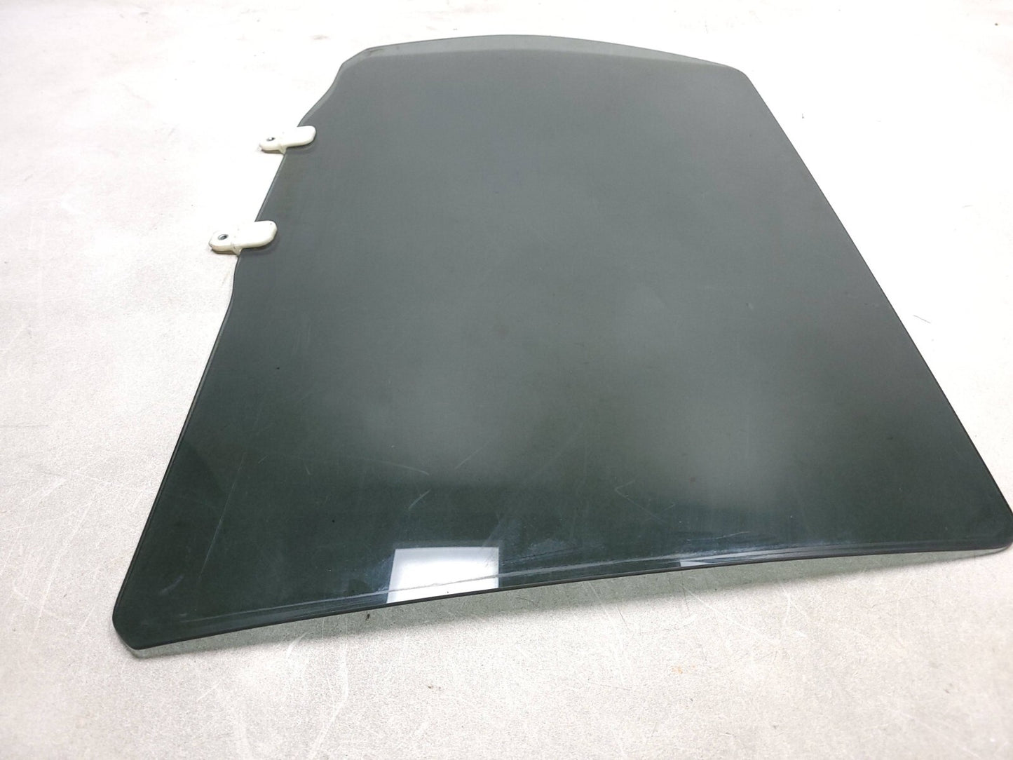 2009 Mitsubishi Outlander Rear Door Window Glass Passenger Side Right OEM