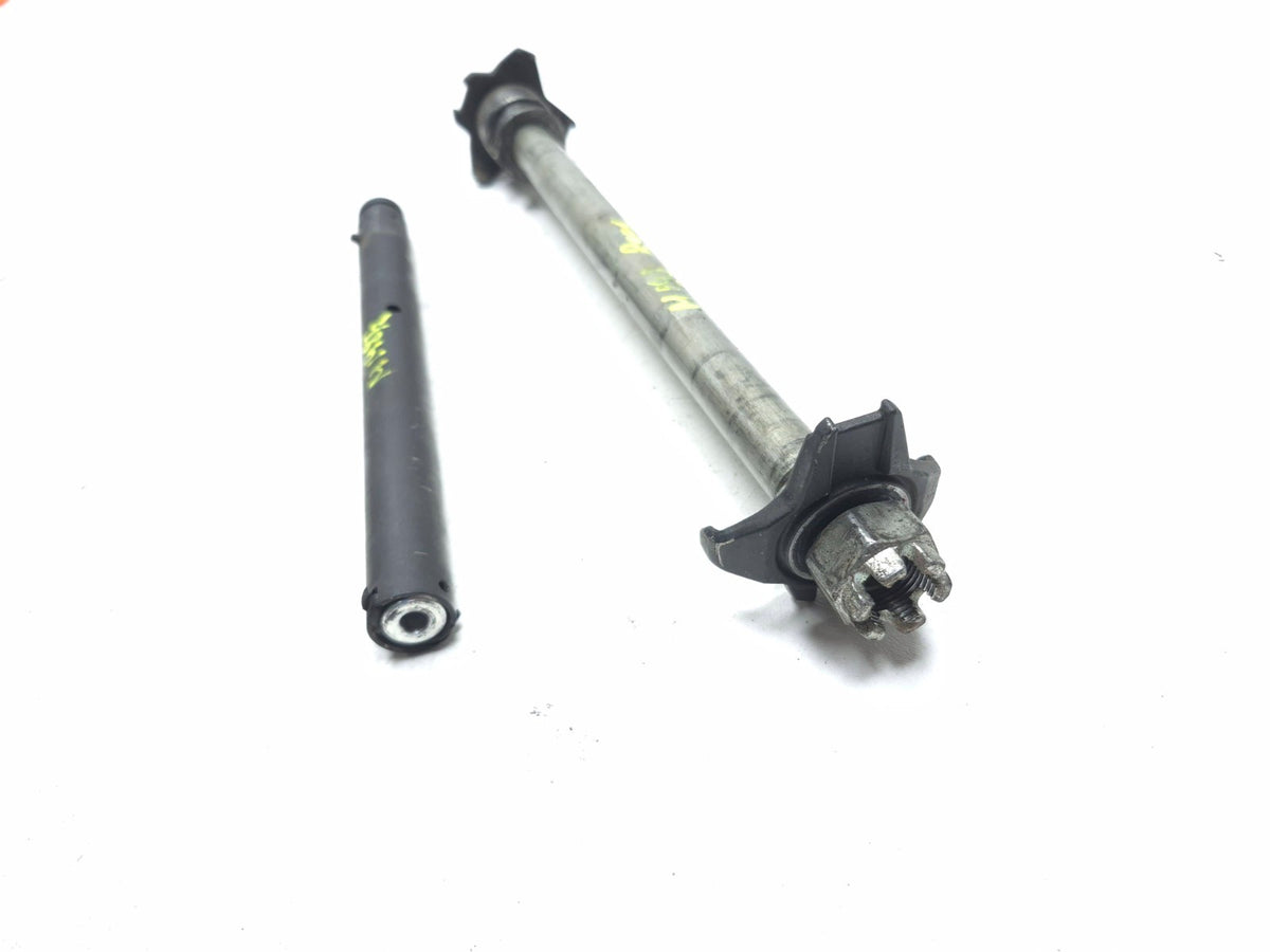 2018 Kawasaki Ninja 650 Ex650 Wheel Axle Bolt Front & Rear Pair OEM