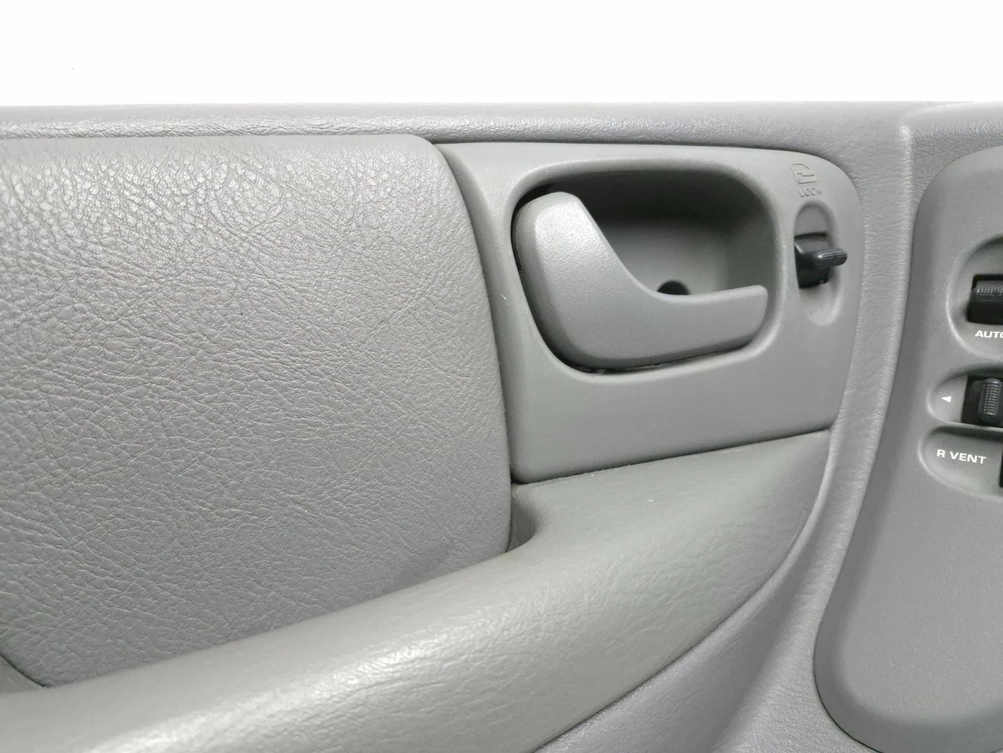 2005 Dodge Grand Caravan Door Panel Trim Front Left Driver Side Oem✅