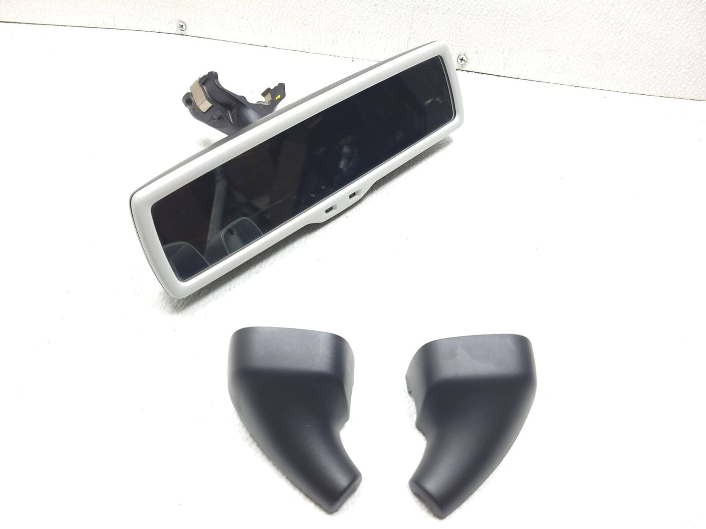 2012 Volkswagen Cc Interior Rear View Mirror W/ Cover Trim OEM
