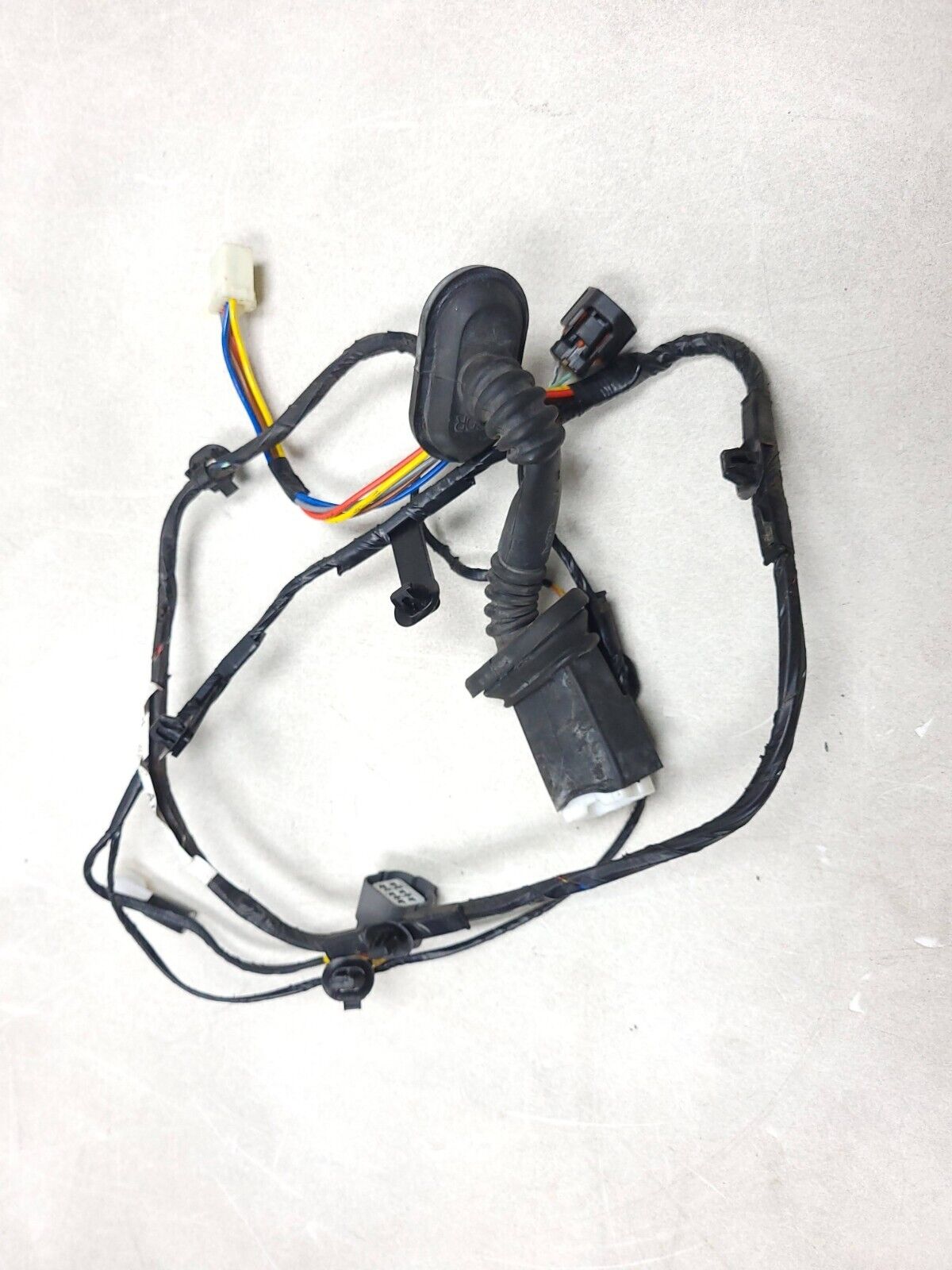 07 - 10 Mitsubishi Outlander Door Wire Harness Rear Passenger Side Right OEM