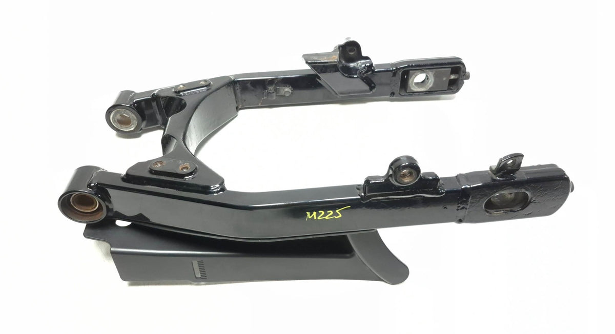2006-2017 Harley Dyna Street Bob Fxdb Rear Suspension Swingarm OEM