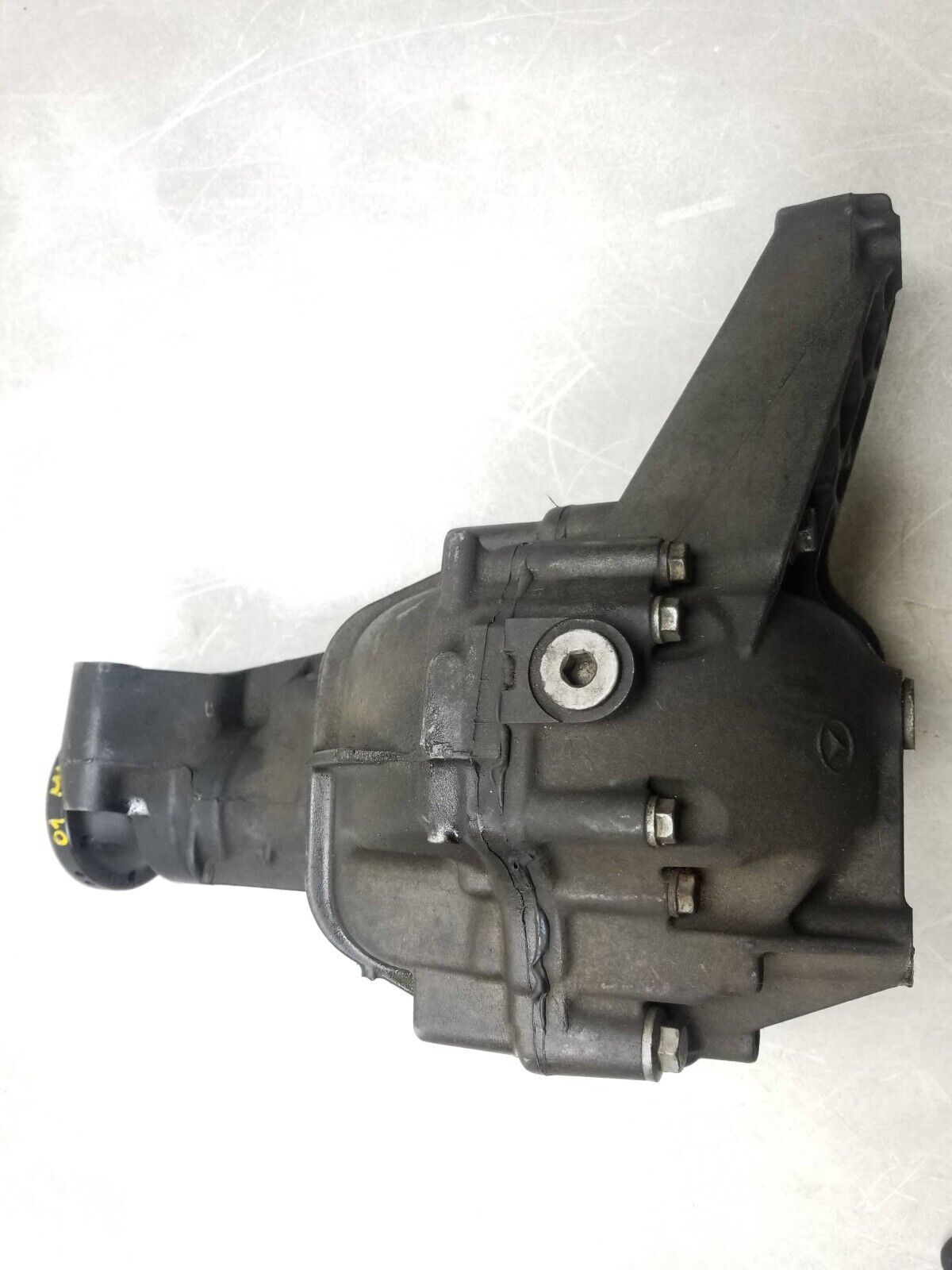 1998 - 2005 Mercedes Ml320 Front Differential Carrier OEM