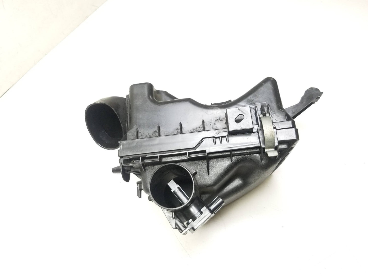 11-17 Lexus CT200h Air Filter Housing Box Oem✅