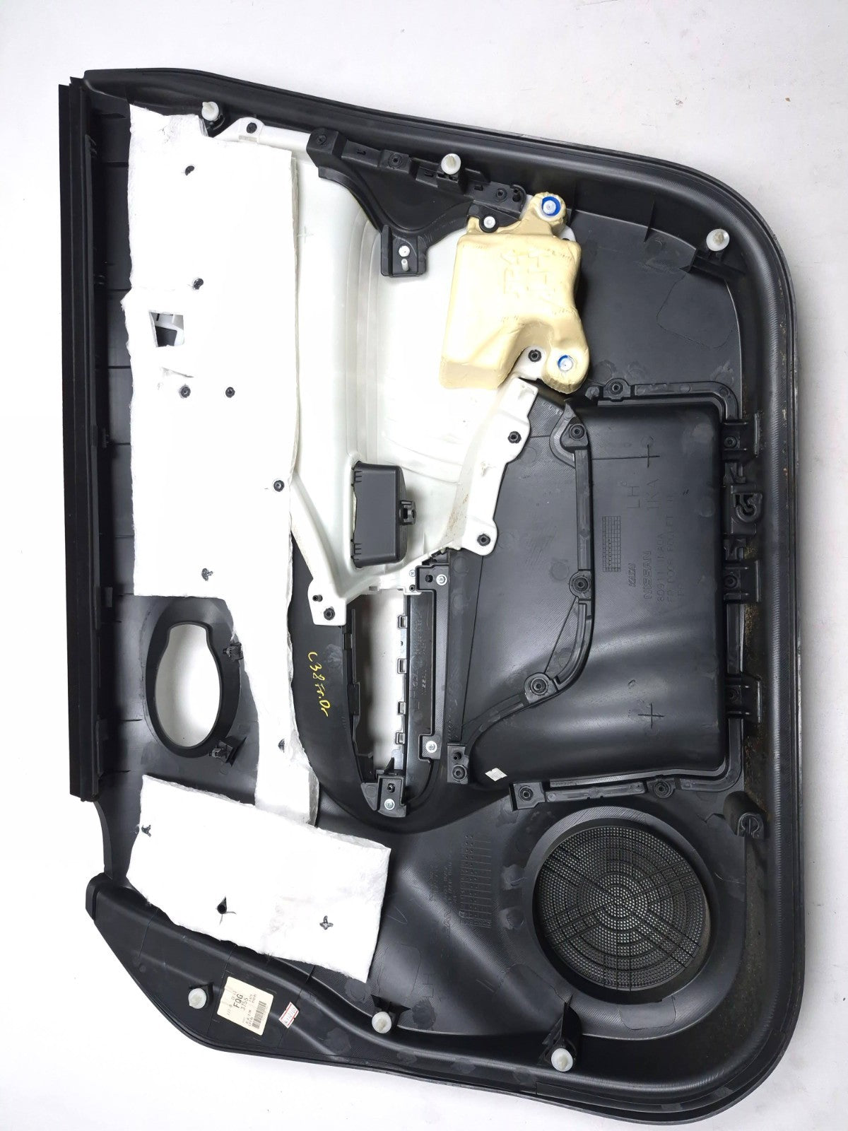 2015 Nissan Juke Door Panel Trim Front Driver Side Left OEM