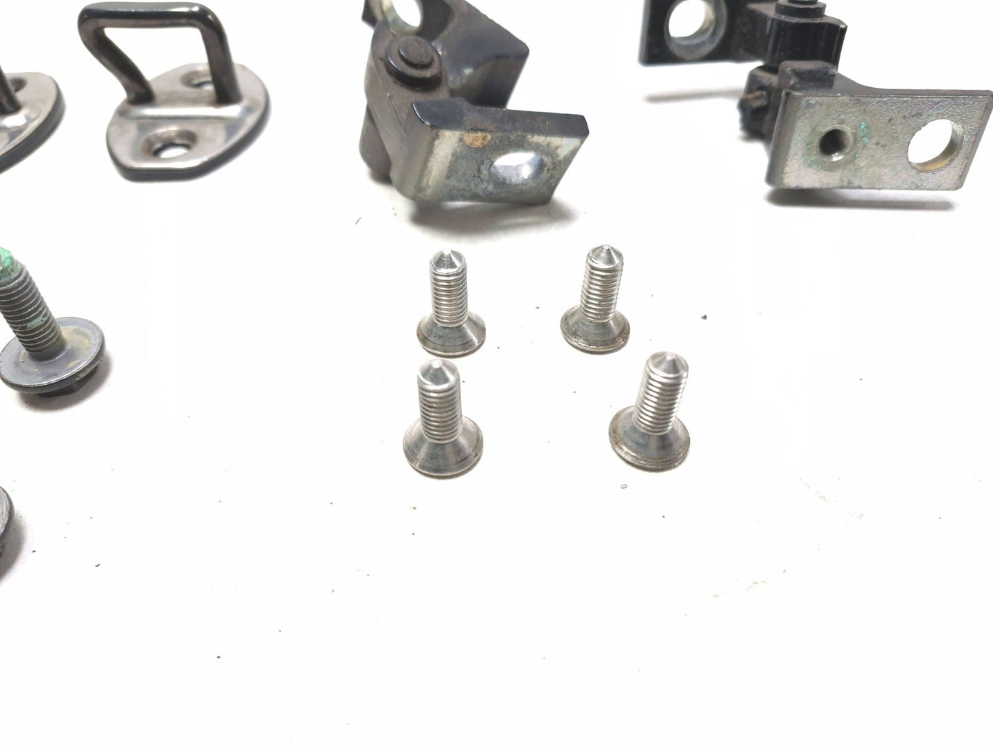 2011 Volkswagen Tiguan Door Hinge Driver Side Left OEM