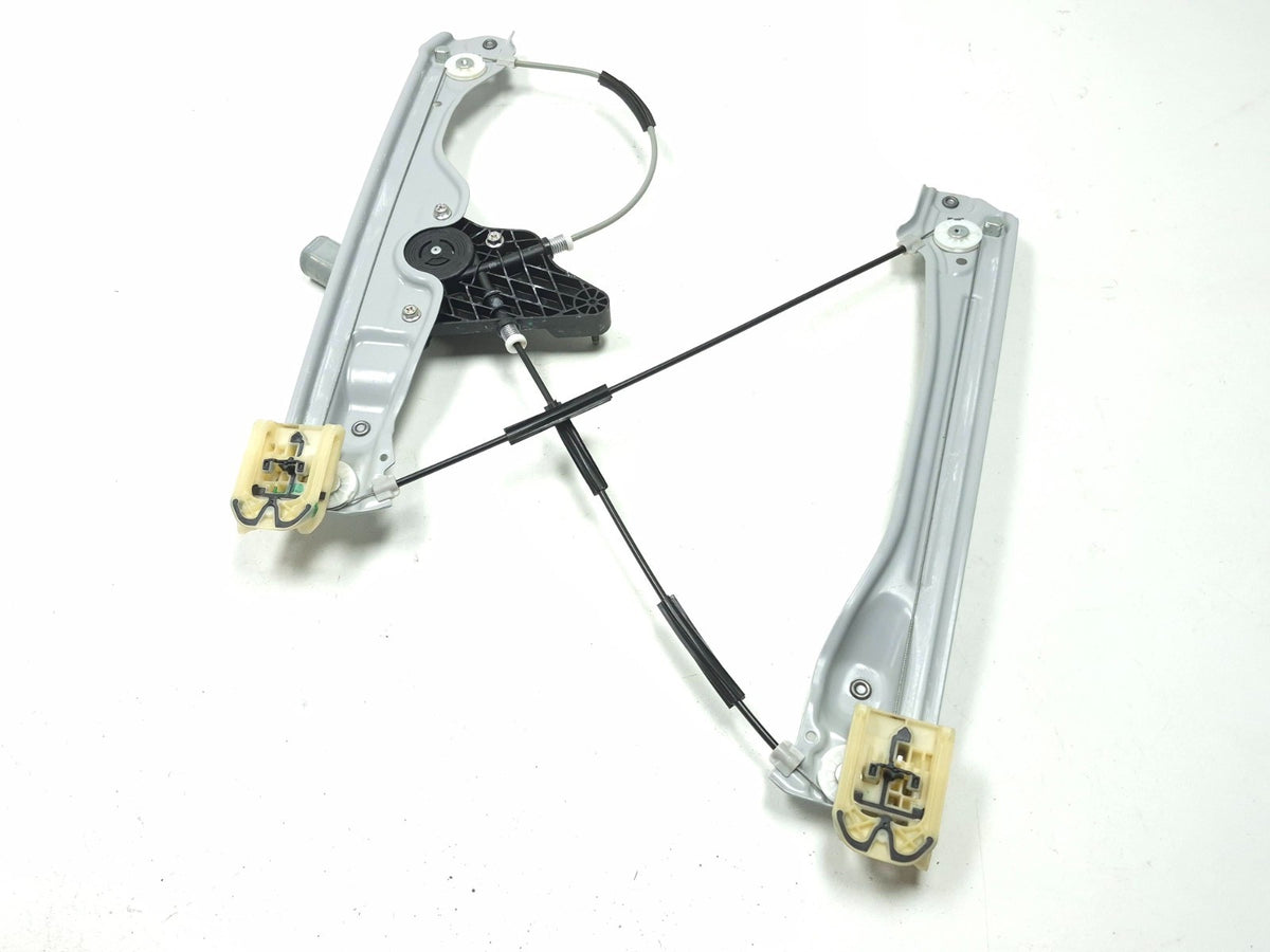 2017 Chevrolet Malibu Front Window Regulator & Motor Passenger Side Right OEM