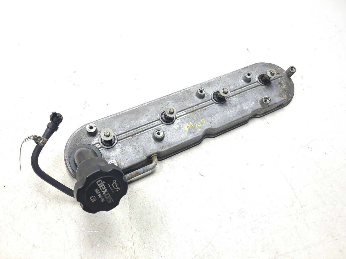 10-14 Chevrolet Suburban Engine Valve Cover 5.3l OEM