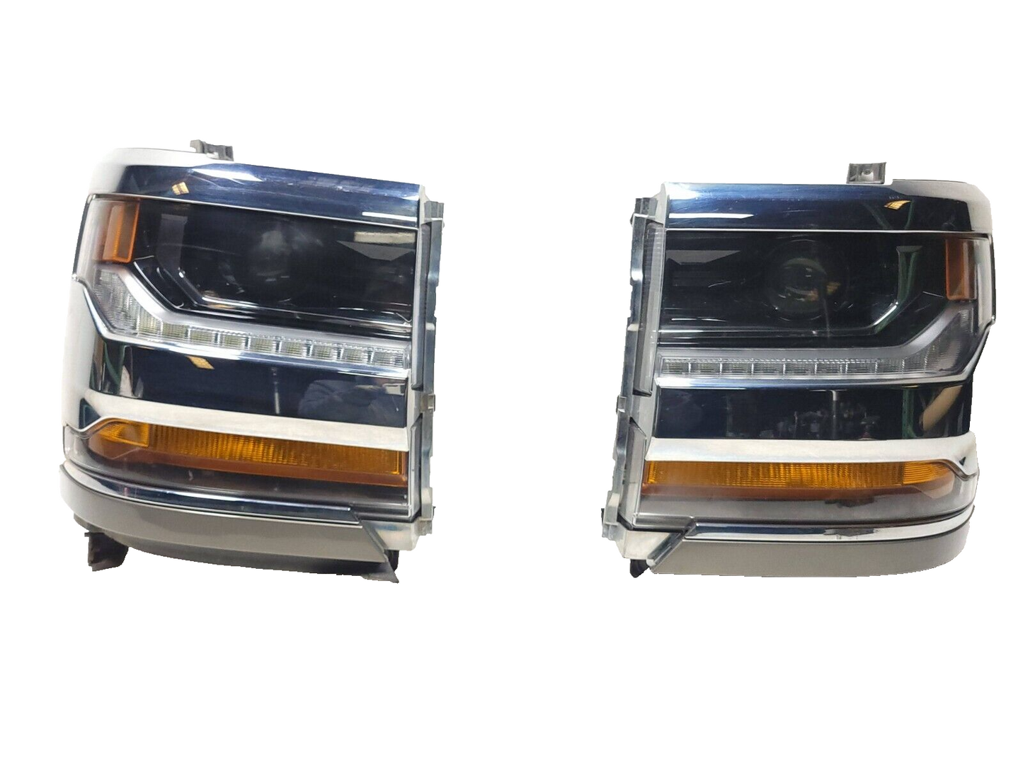 16-19 Chevrolet Silverado 1500 Headlight Left & Right OEM