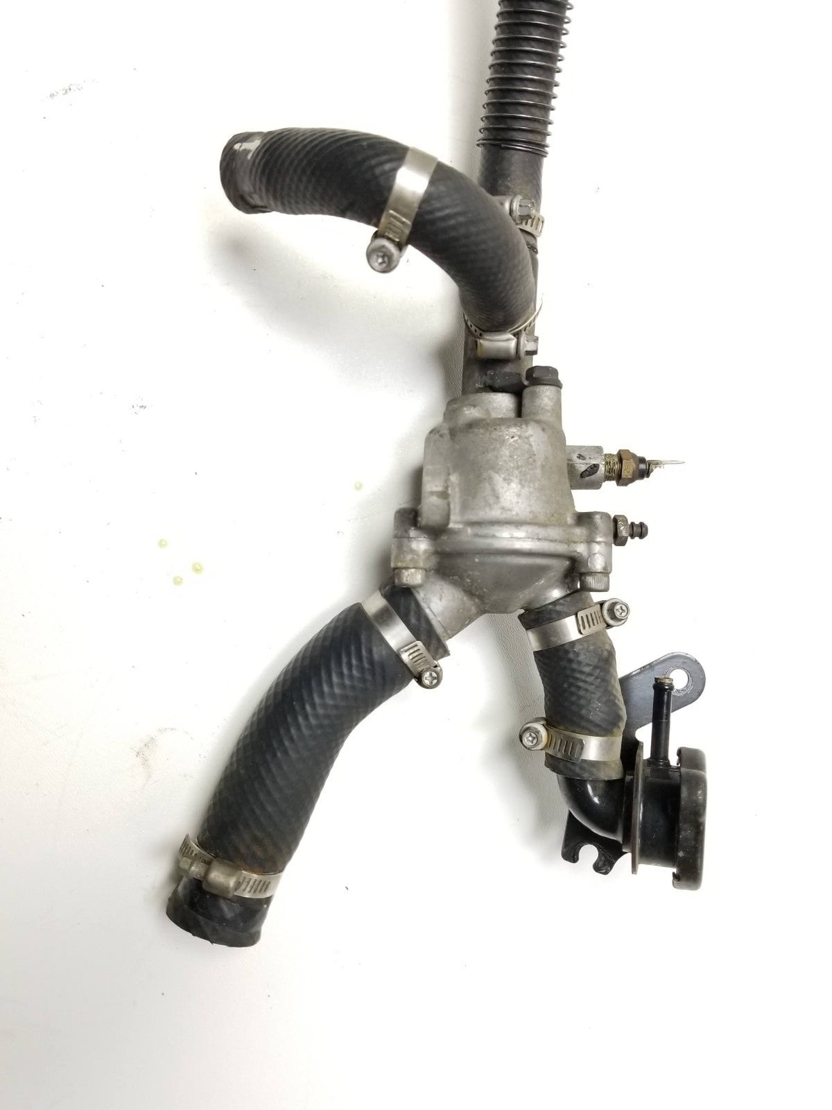 1990 Kawasaki Vn750 Vulcan Thermostat Housing Radiator Cap OEM