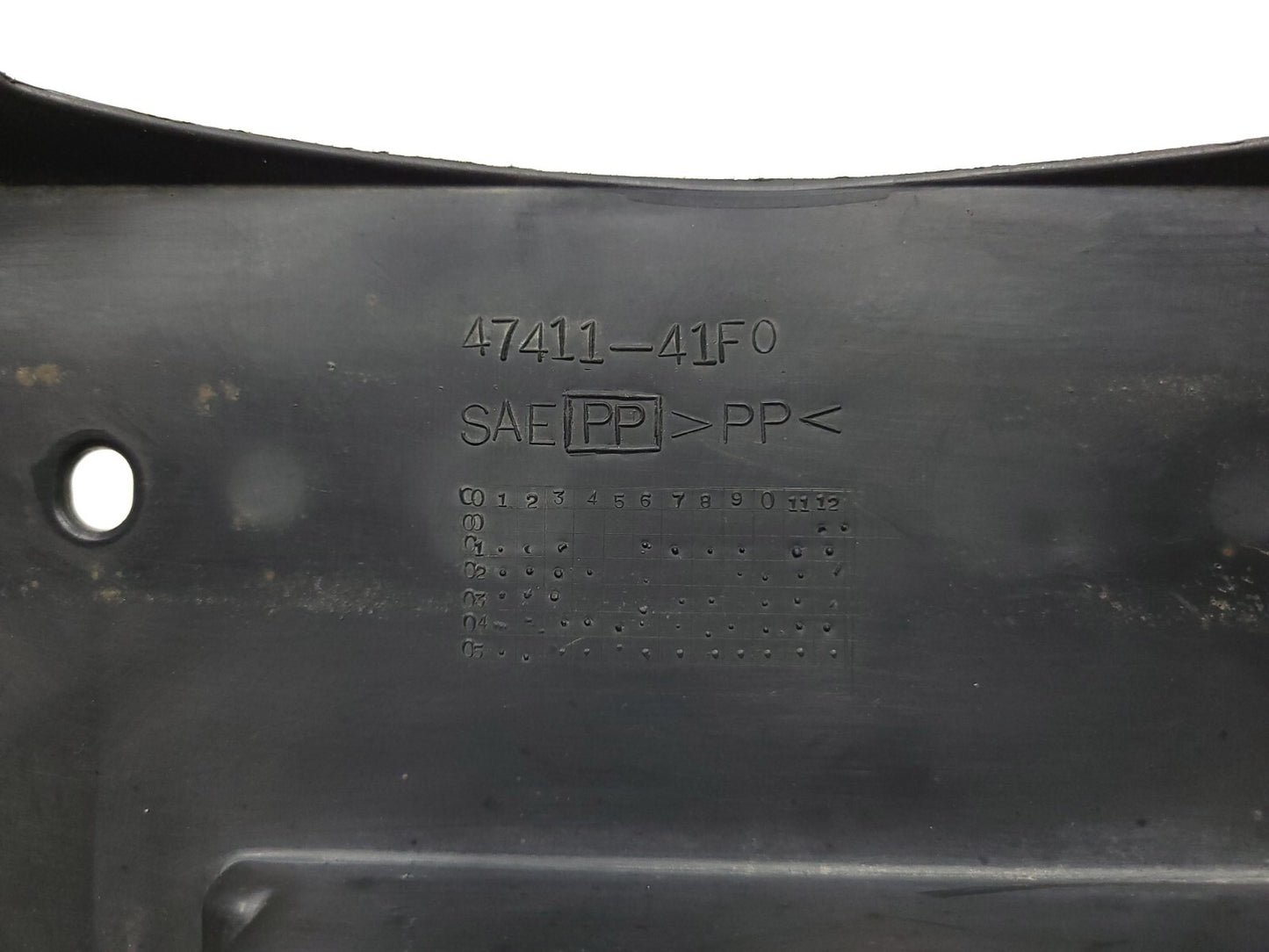 2006 - 2009 Suzuki Boulevard C50 Vl800 Battery Housing Box Tray  OEM