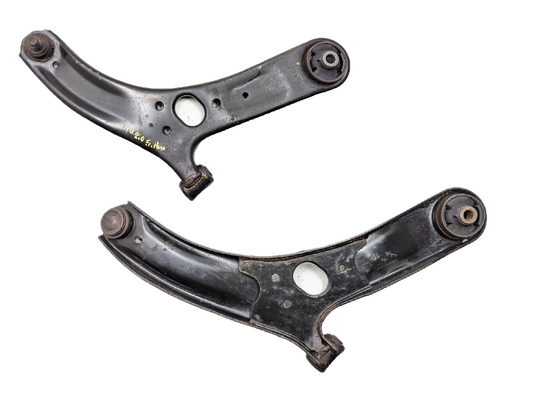 2014 Kia Rio Front Lower Control Arm Left & Right OEM