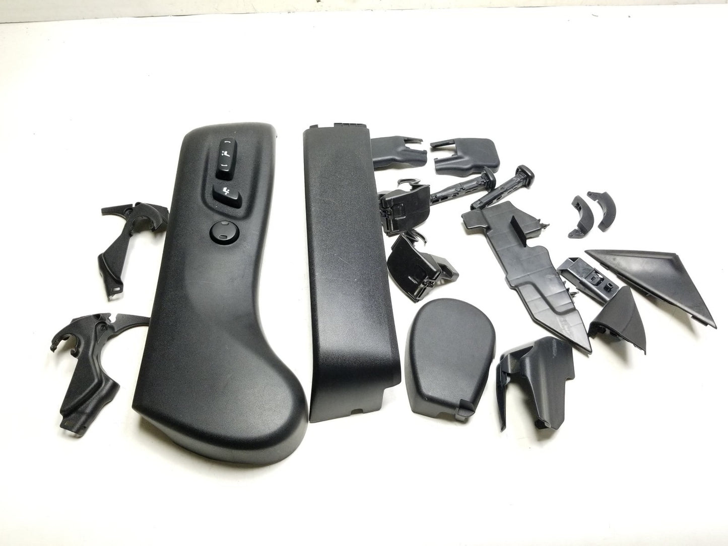 11-17 Lexus CT200h Front Driver Seat Adjust Control Switch Trim Cover Panel Oem✅