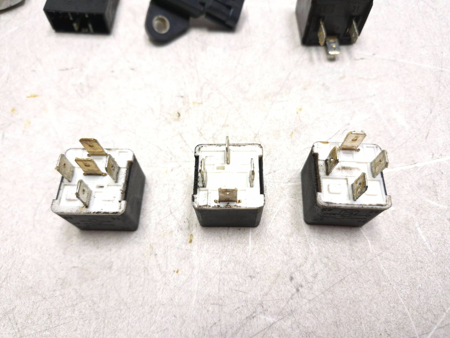 2005  Triumph Sprint St Misc Relay Sensor Switch 10pcs OEM