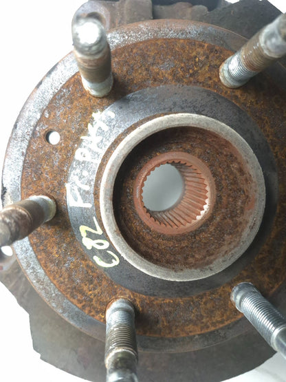 2013 Cadillac Escalade Front Spindle Knuckle Wheel Hub Passenger Side Right OEM