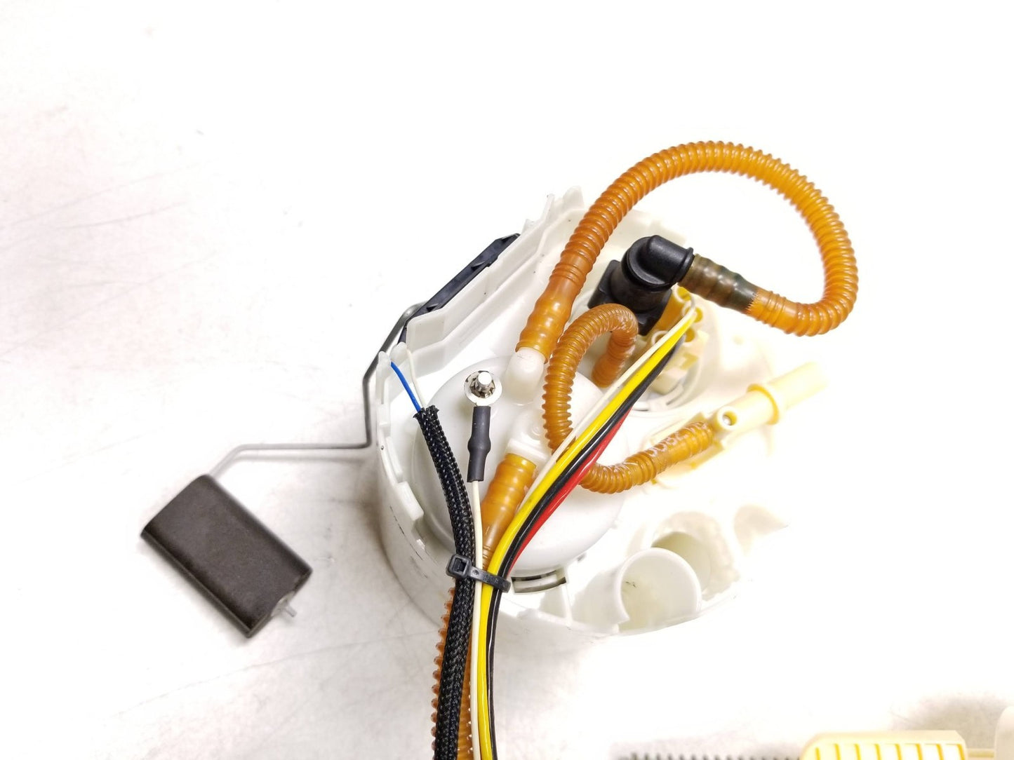 2017-2024 Jaguar Xe Fuel Gas Tank Pump Unit OEM T4n7832