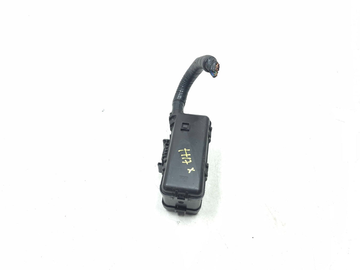 2017 Toyota Highlander 3.5l Under Hood Relay Box W/ Cover 82740-0e040 OEM