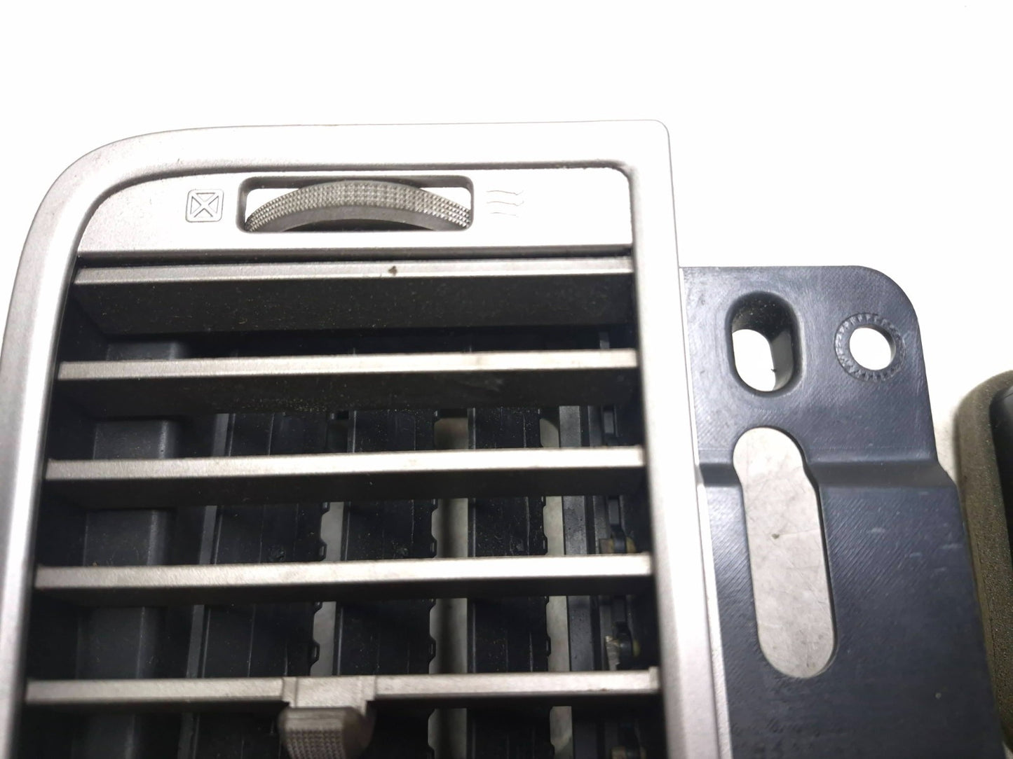 2008 Lincoln Navigator Dash Ac Heater Air Vent 2pcs  OEM