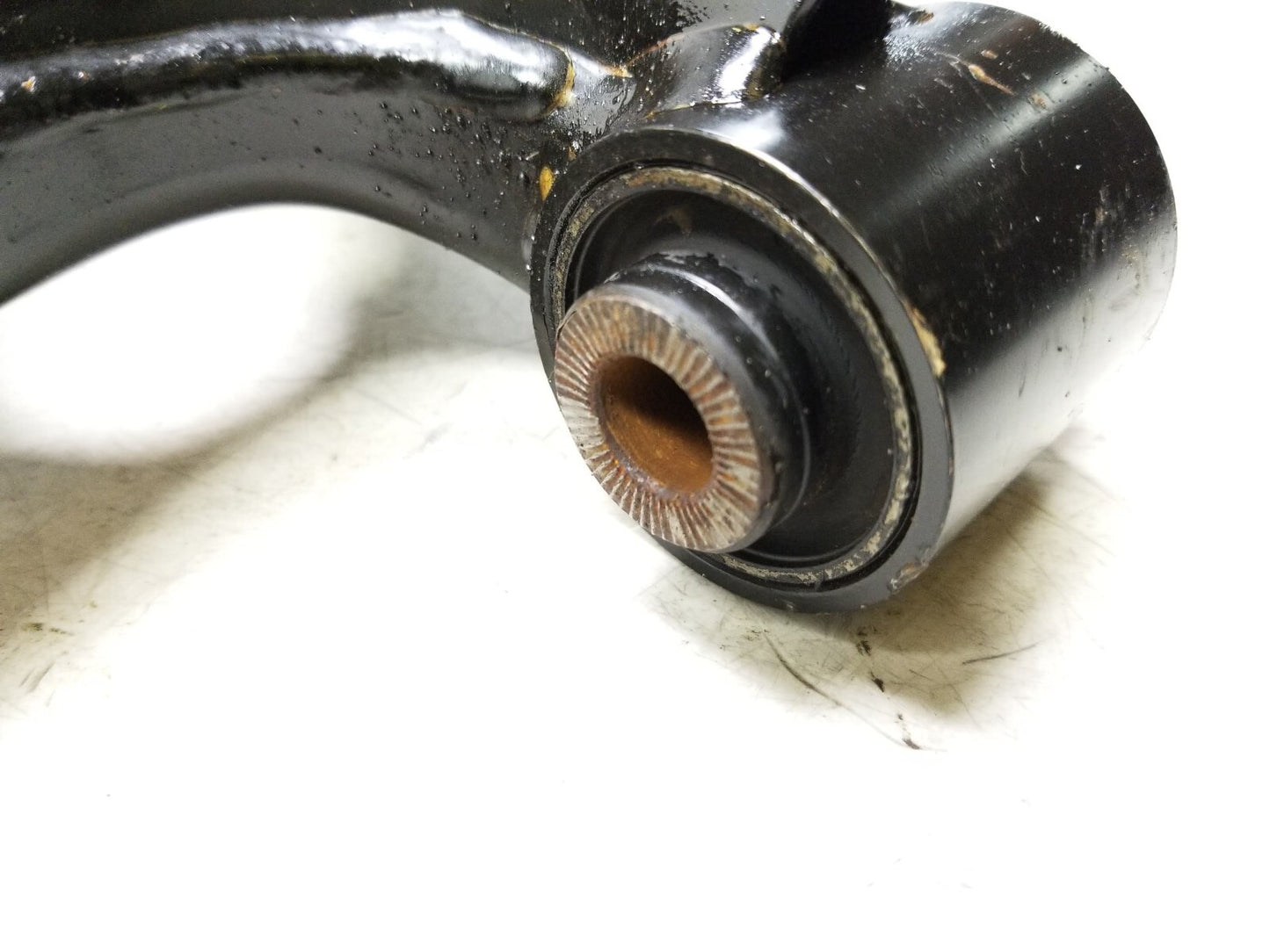 2011 - 2016 Kia Sportage AWD Front Passenger Right Lower Control Arm 2.4l OEM