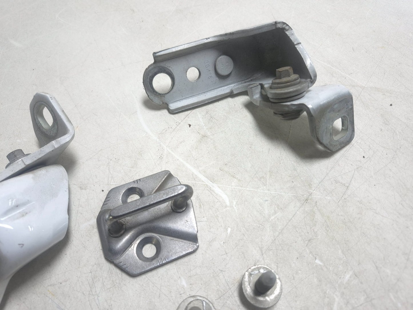 2016 Ford Transit Connect Front Door Hinge Passenger Side Right OEM