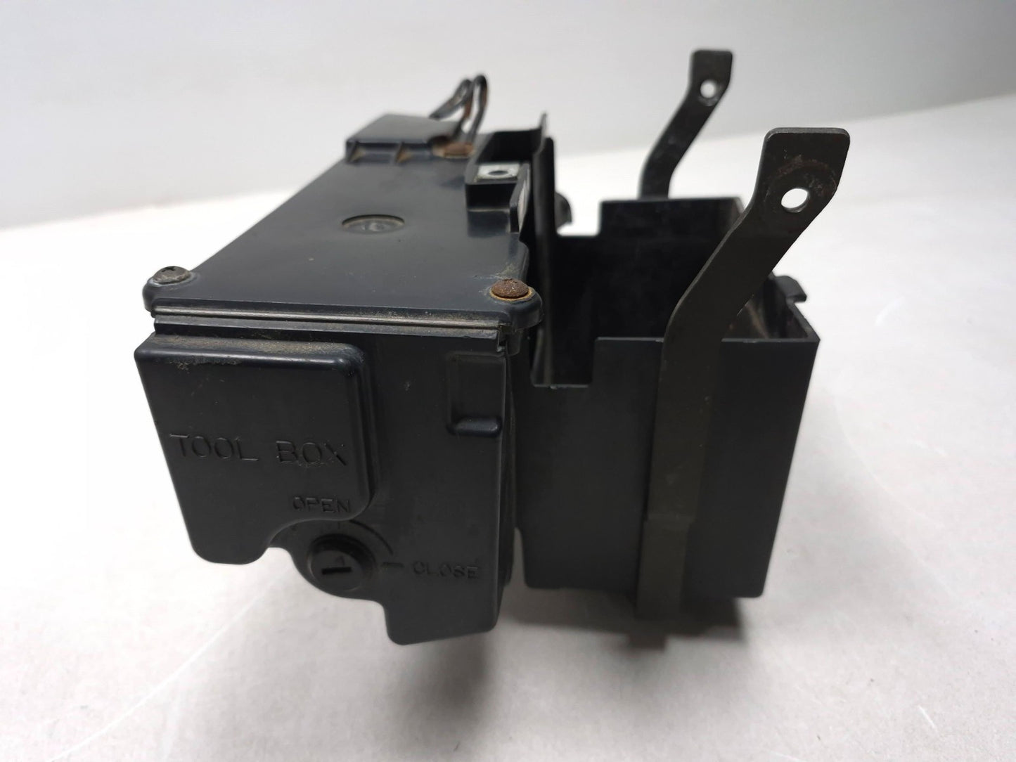 2004 Honda Shadow Aero Vt750c Battery Box OEM