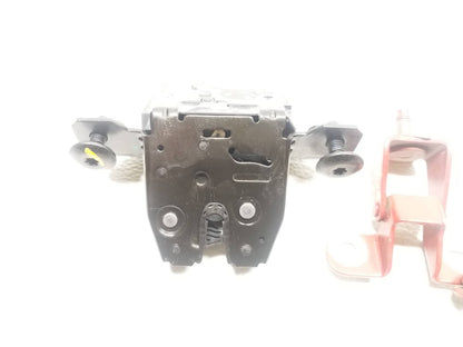 2016 Buick Encore Rear Trunk Liftgate Lock Latch W/ Hinge 2pcs OEM