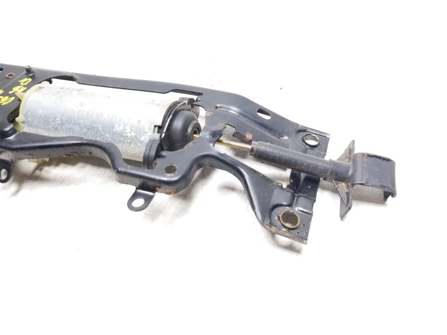2006 Audi A6 Front Driver Seat Adjustment Motor 3 Pcs OEM