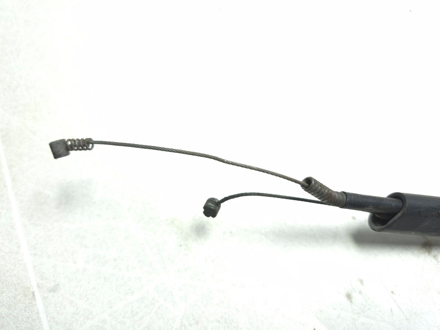 2004 Harley-davidson Sportster Xl883 Right Handlebar Switch & Throttle Grip OEM