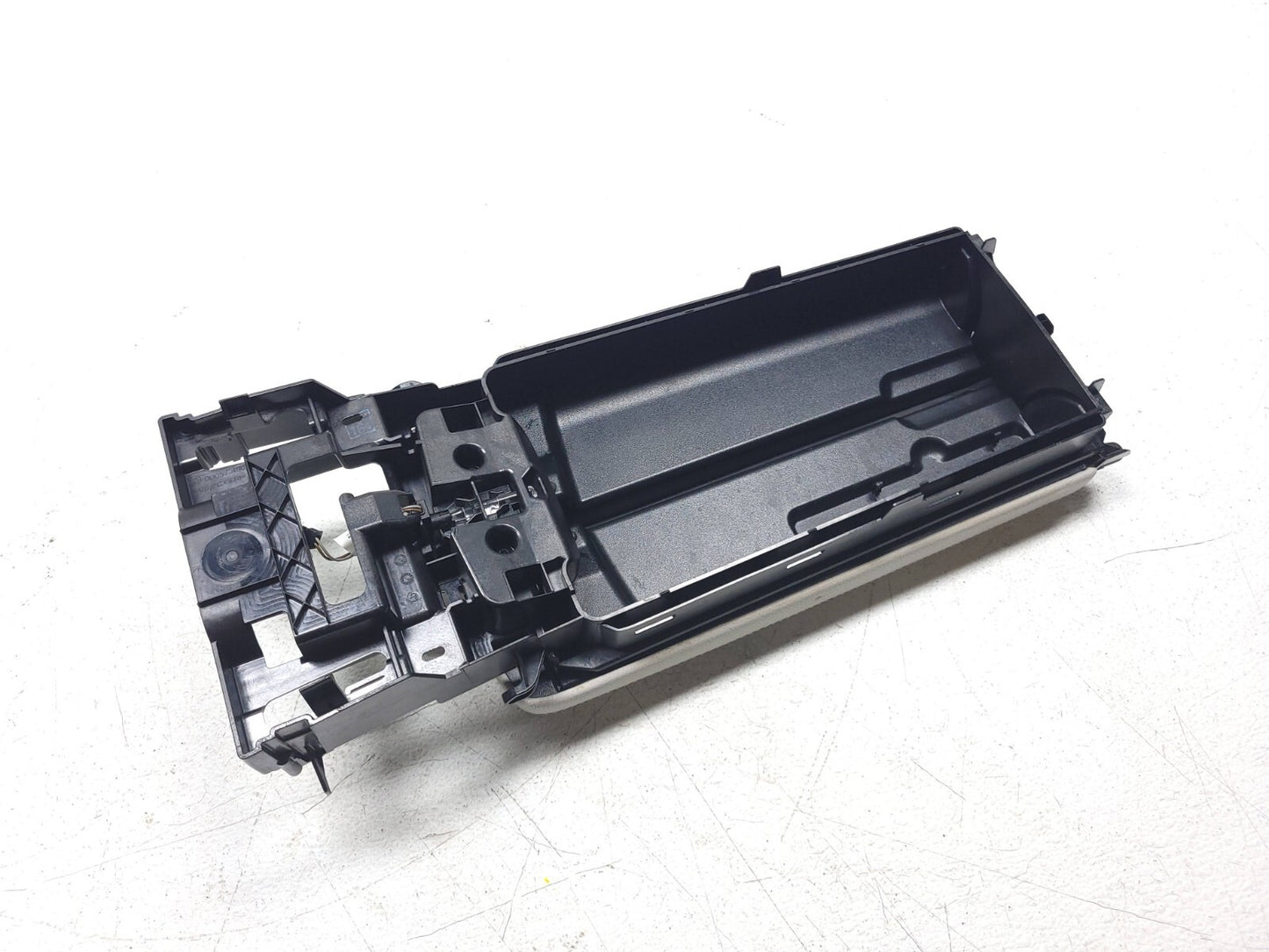 2014 Mercedes E350 W212 Center Console Armrest OEM