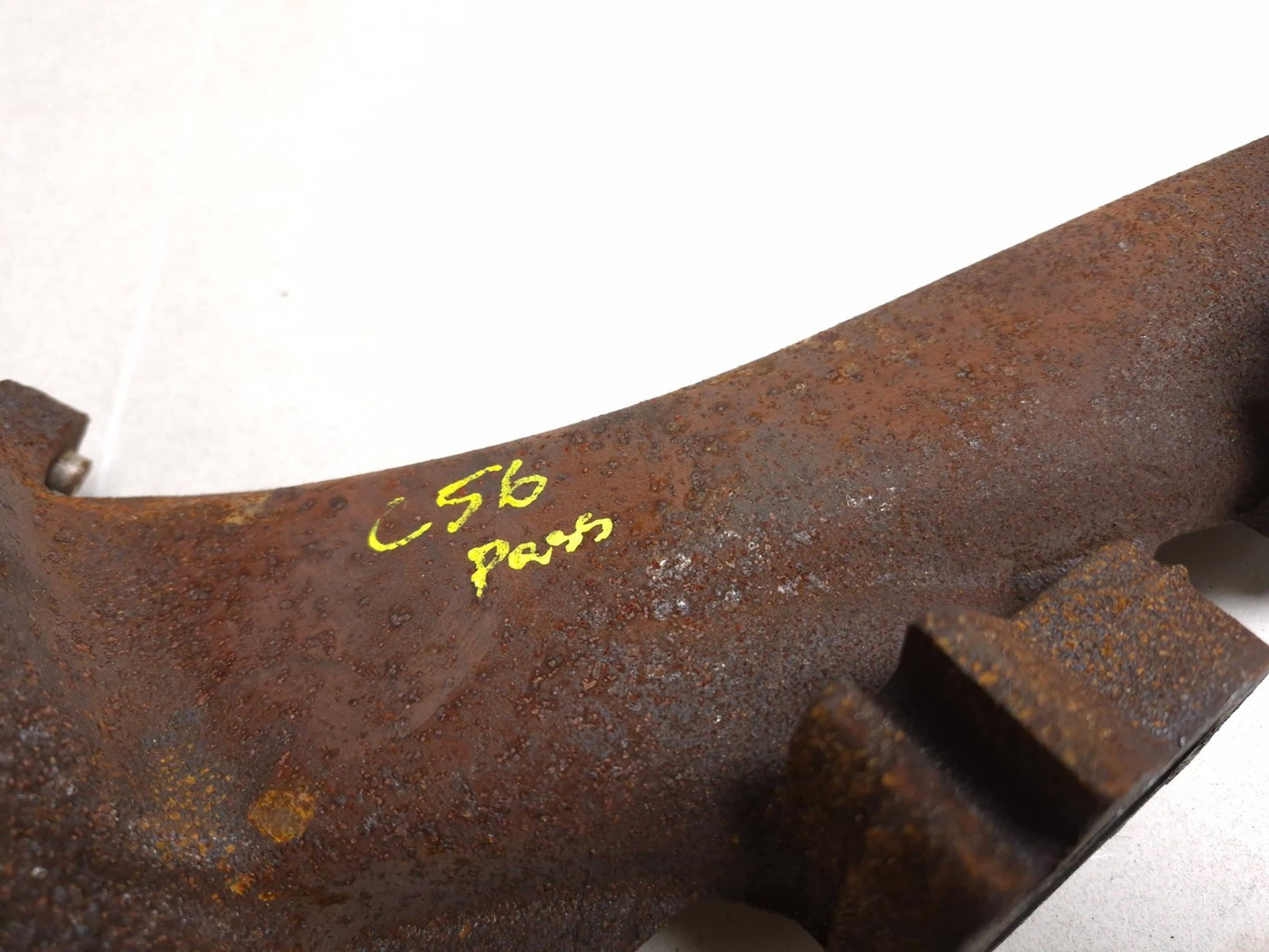 2020 Dodge Challenger 5.7l Exhaust Manifold Left & Right Pair OEM