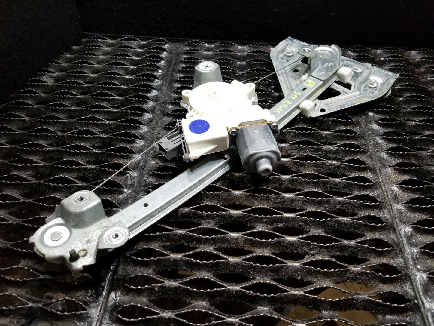 06 07 08 09 Cadillac STS Rear Right Pass Side Window Regulator Motor OEM 62k Mi