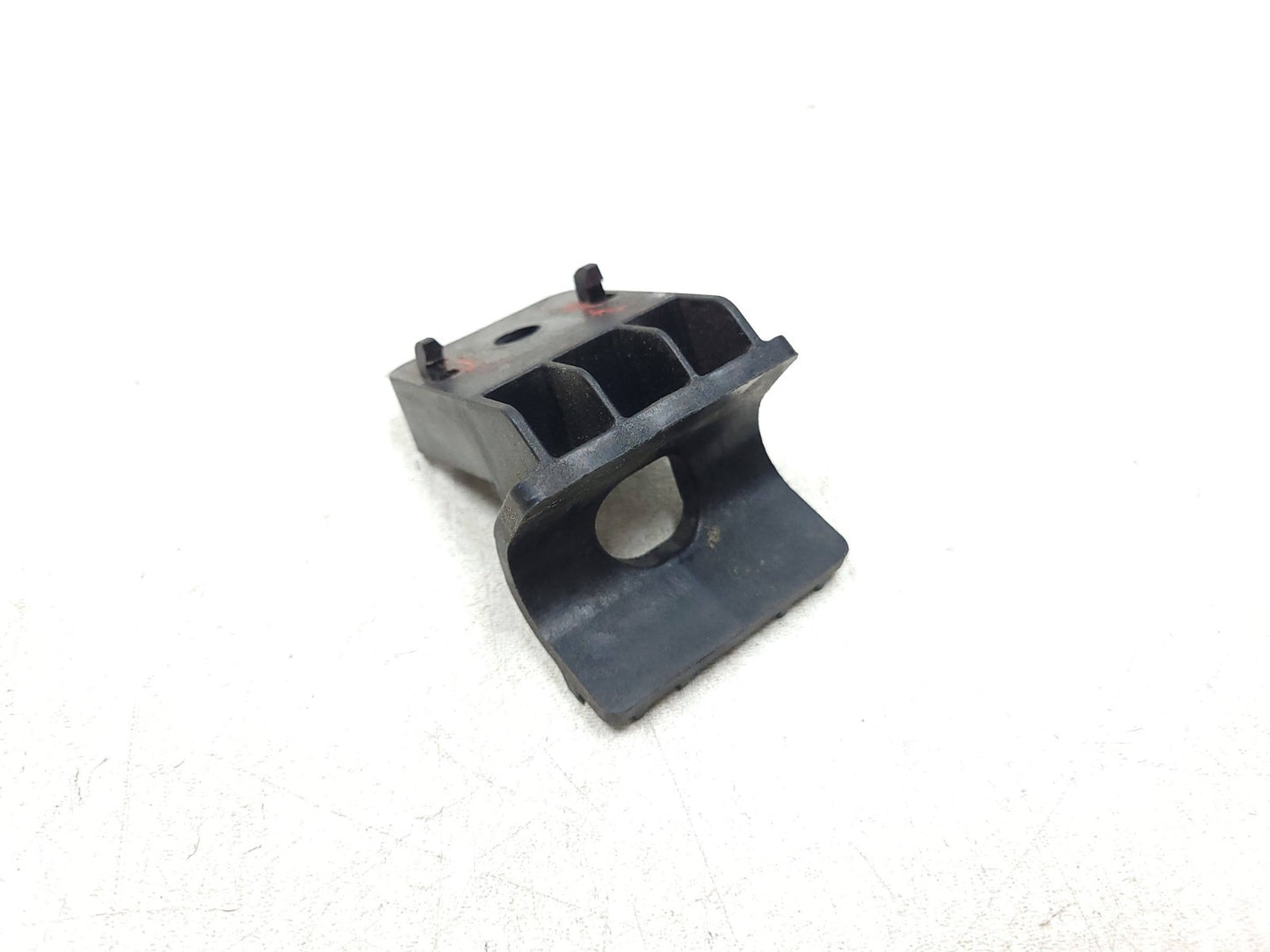 13 - 21 Buick Encore Radiator Mount Bracket 4pcs OEM