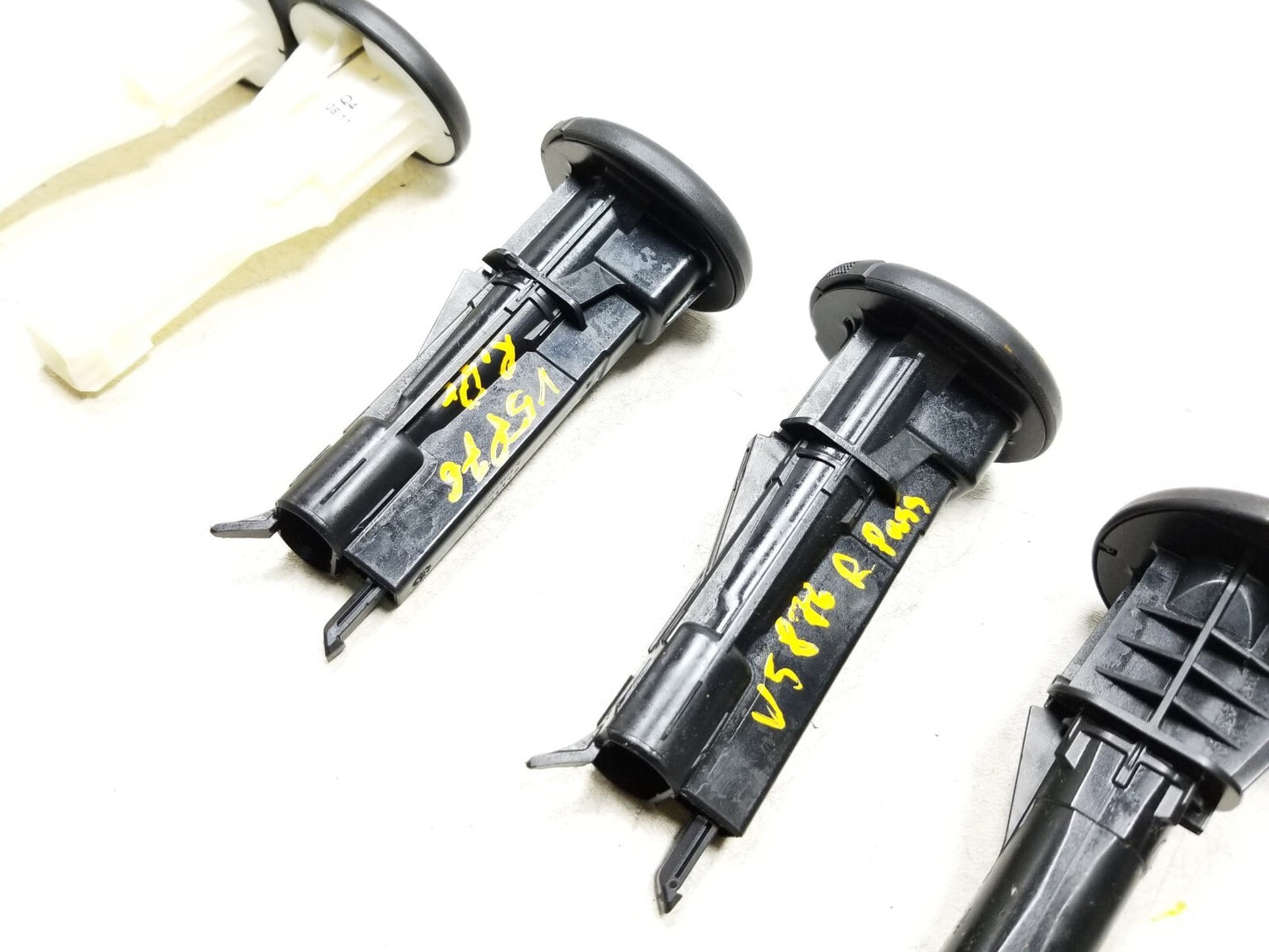 10-16 Mercedes W212 E350 Rear Seat Headrest Guide Sleeve 6pcs OEM