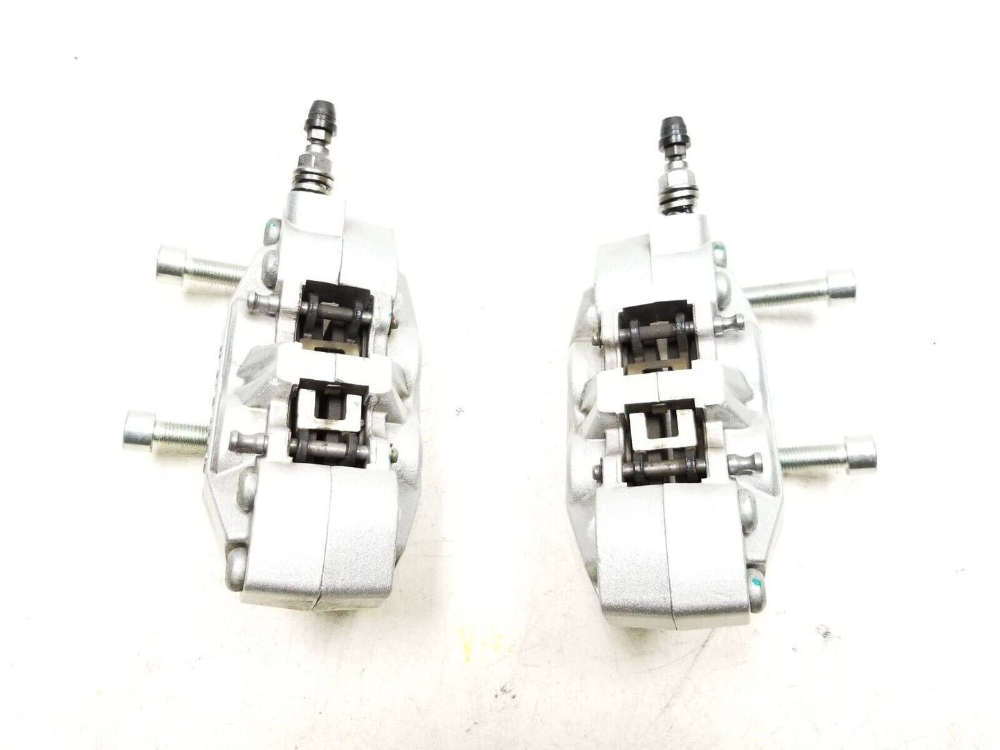 20 - 24 Benelli 302s Front Brake Caliper Left & Right Pair OEM 1609 Miles