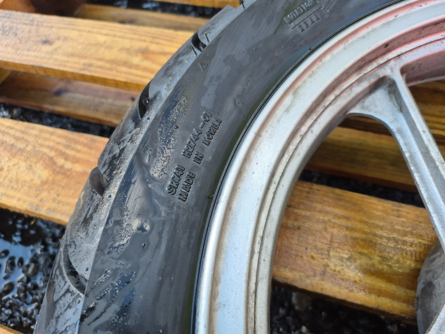 2007 Kawasaki Ninja 250 Ex250 Wheel Rim W/tire Front & Rear Pair OEM