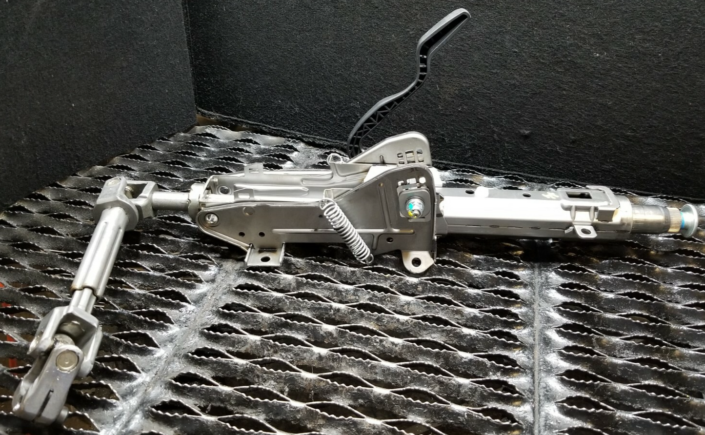 2014 Volkswagen Passat Steering Column OEM
