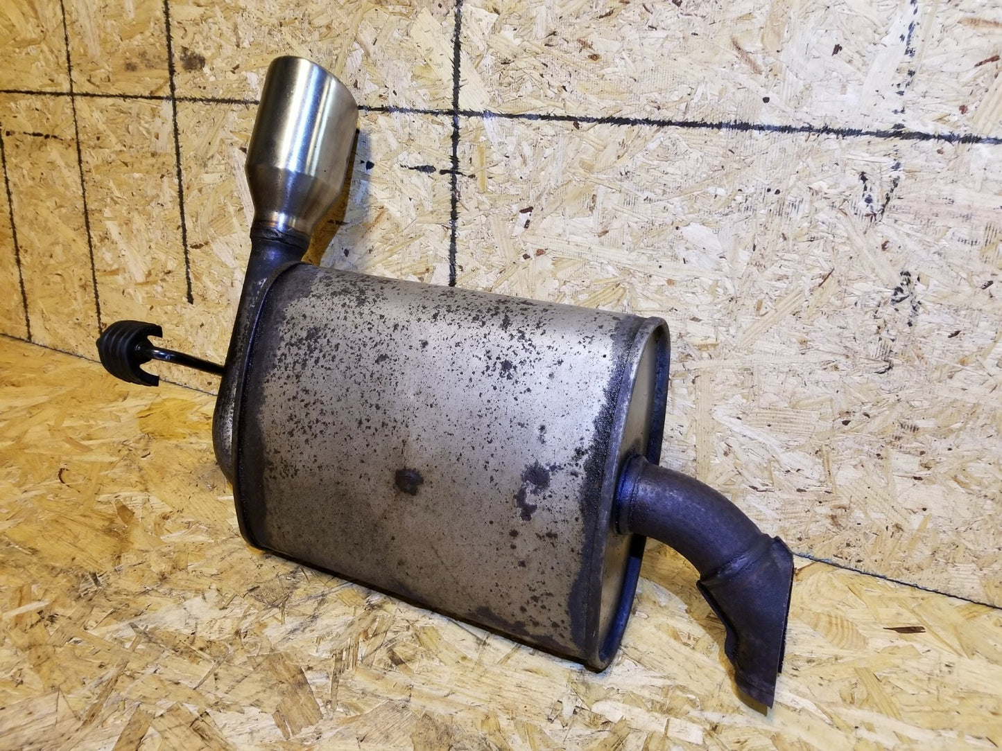 2011 Ford Edge Exhaust Muffler Rear Passenger Side Right OEM