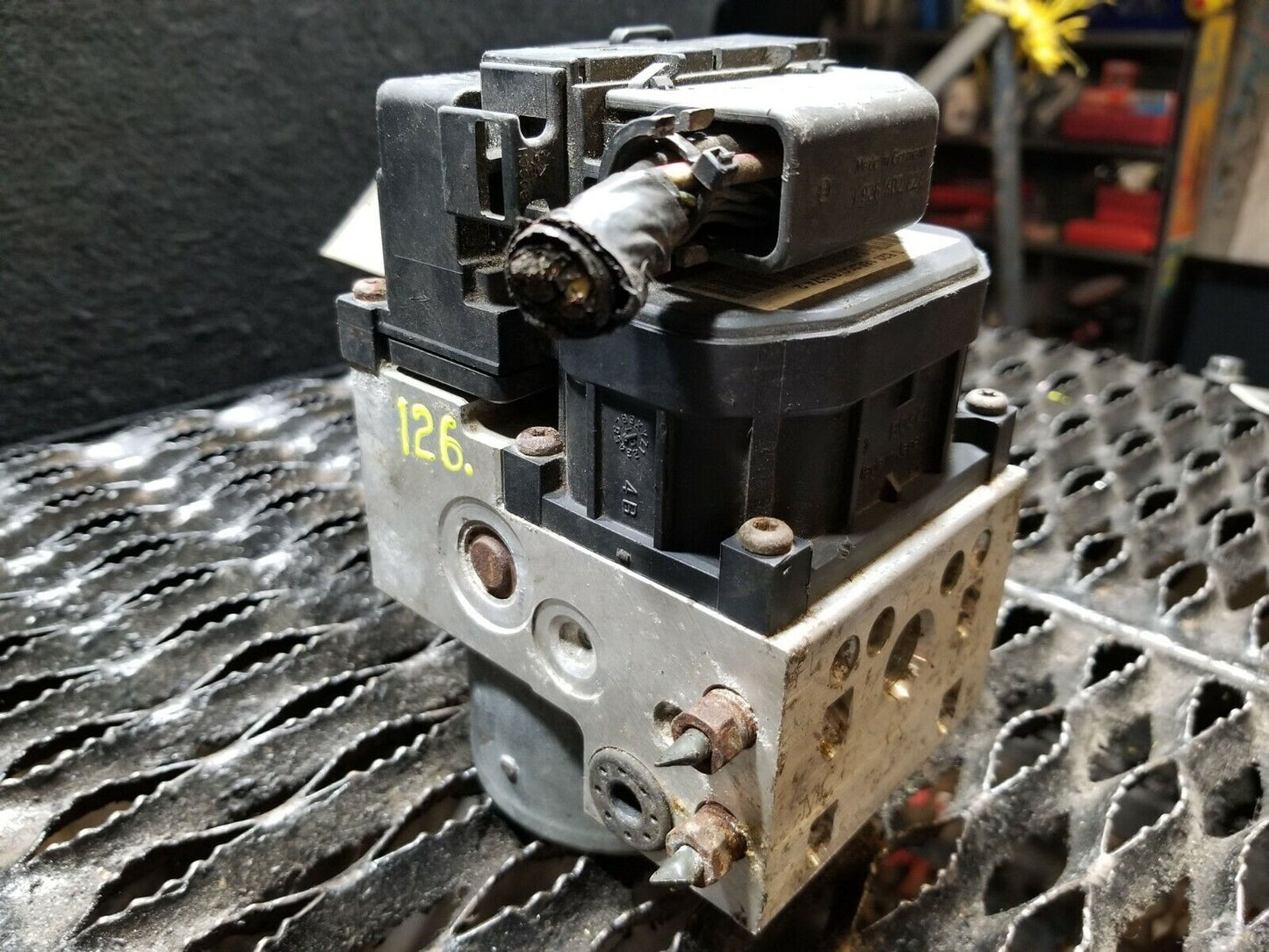 01 02 2001 2002 Honda Civic ABS Anti-lock Brake Pump Control 0265216823 OEM #126