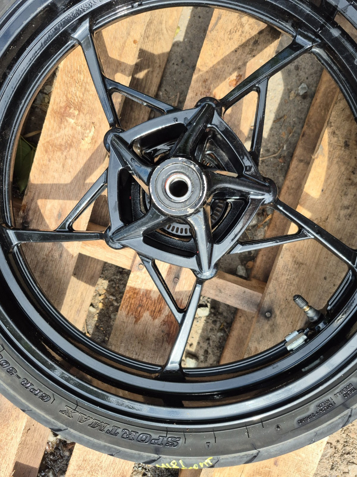 2023 Kawasaki Z400 Er400d Wheel Rim & Tire Front & Rear ** Straight ** OEM