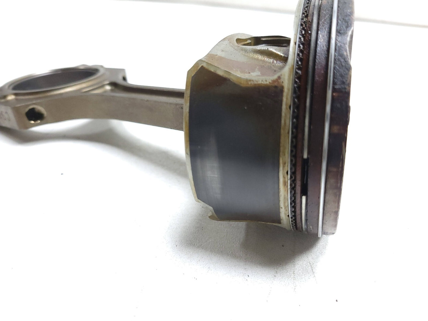 2009 Hyundai Genesis Piston W/ Connecting Rod 8pcs OEM 4.6l