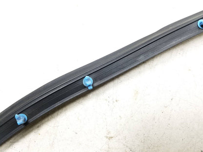 2004 - 2008 Acura Tl Front Door Weatherstrip Seal Passenger Side Right 2pcs OEM