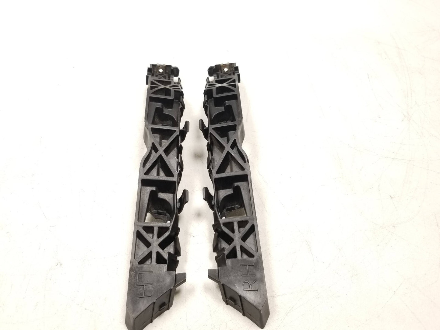 2020 Hyundai Venue Rear Bumper Bracket 2pcs OEM